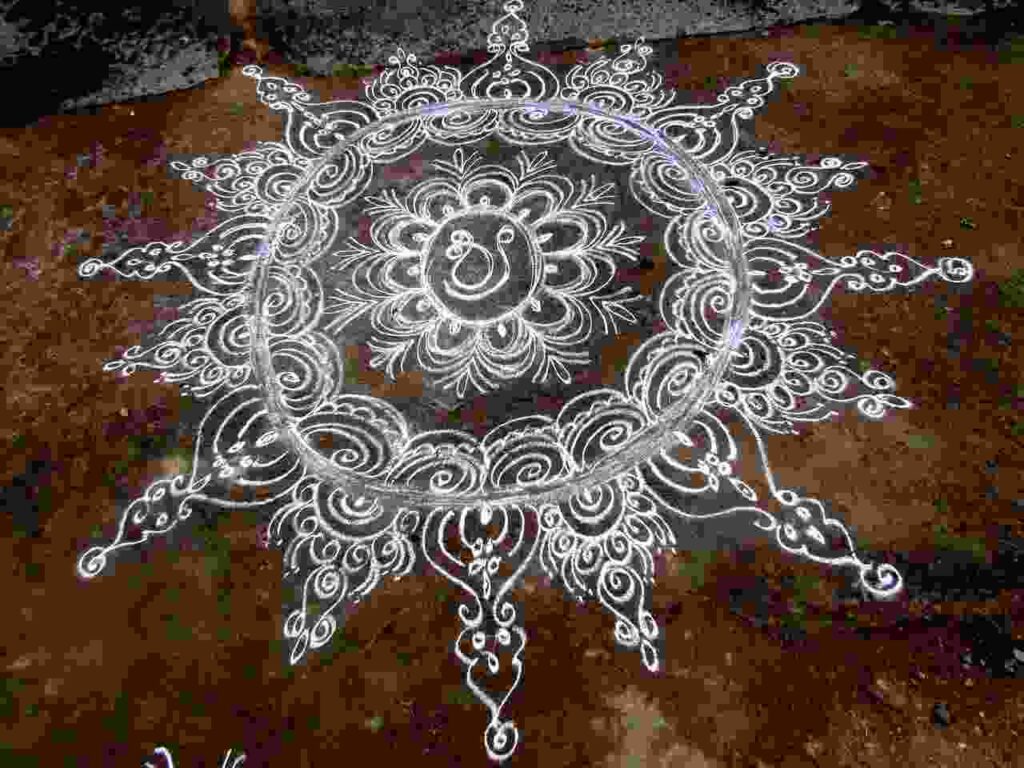 Rangoli Design: 16 unseen and captivating rangoli. Make a new Rangoli this Diwali